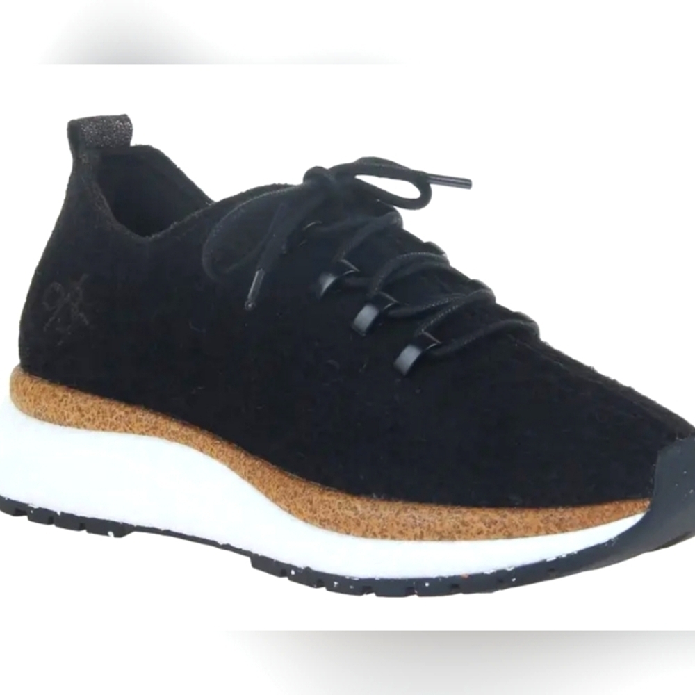 Courier Platform Sneaker (Women)OTBT
